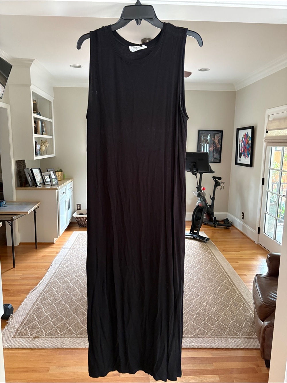 Sleeveless Black Maxi Dress